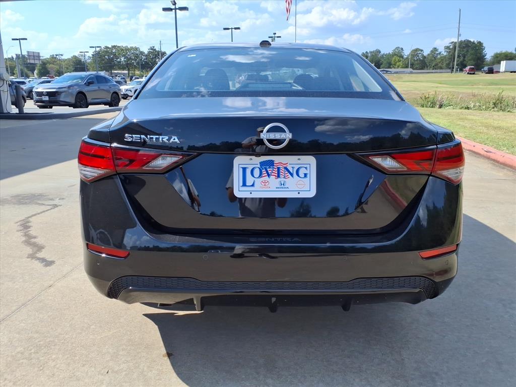 2025 Nissan Sentra SV photo 2