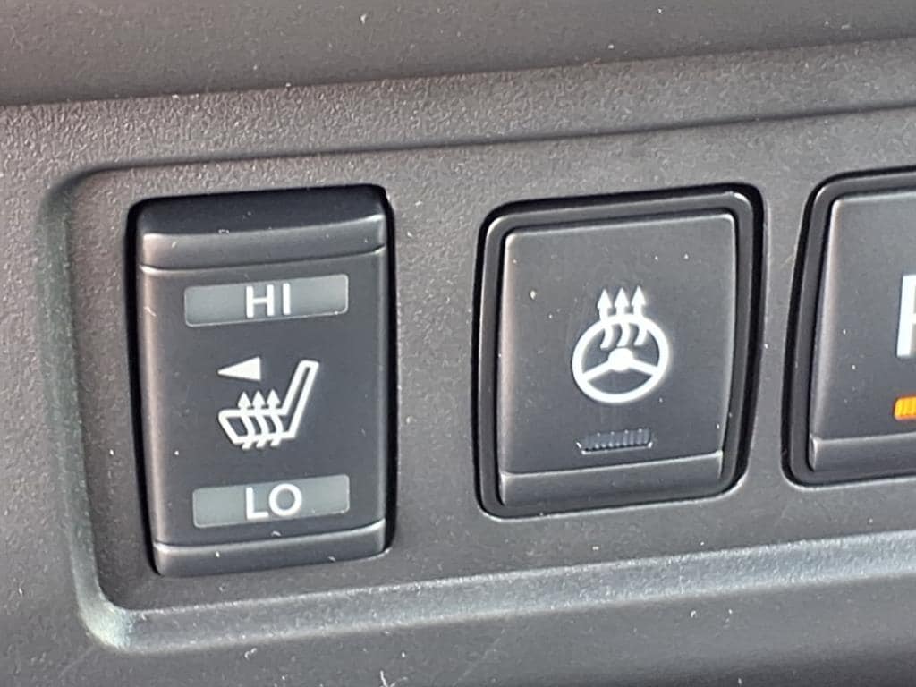 2025 Nissan Frontier PRO-4X - Photo 7