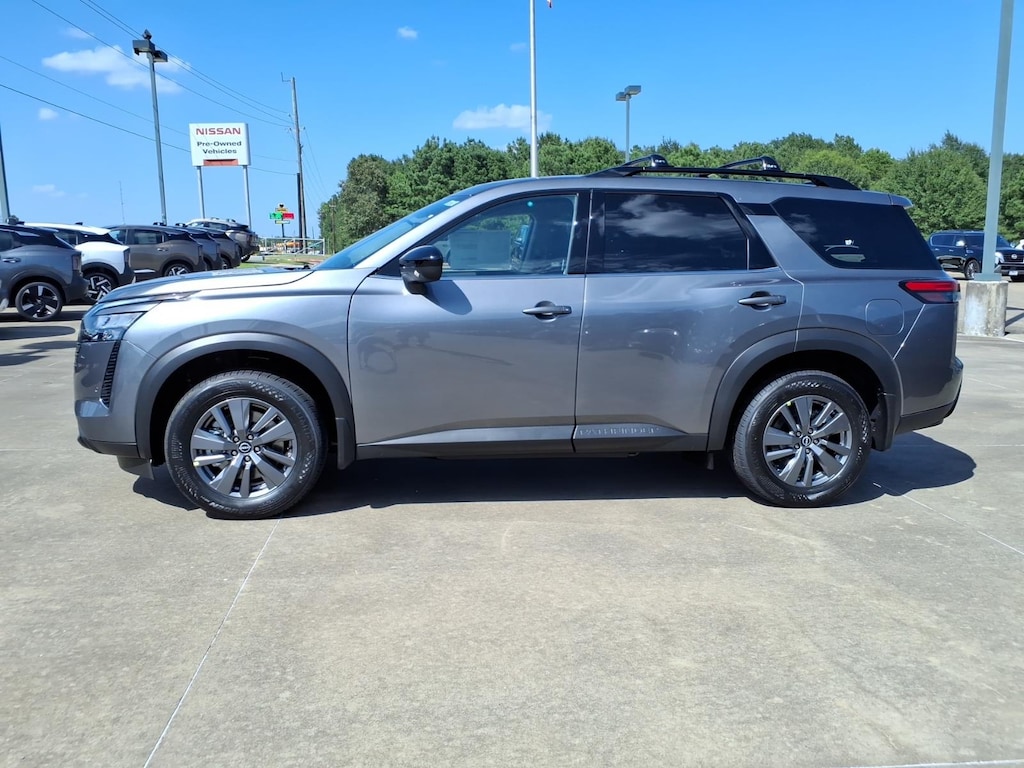 New 2026 Nissan Pathfinder SV SUV