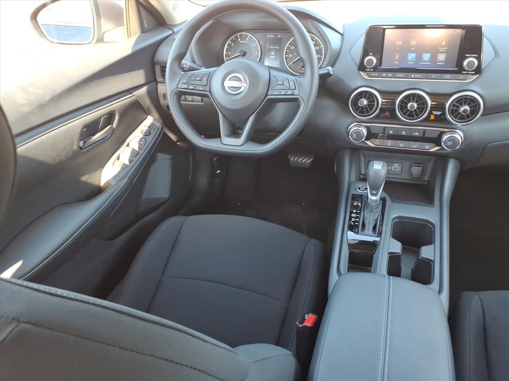 2025 Nissan Sentra S photo 2
