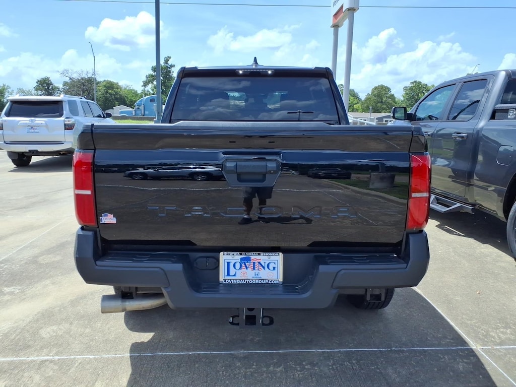 Used 2025 Toyota Tacoma SR Truck Double Cab