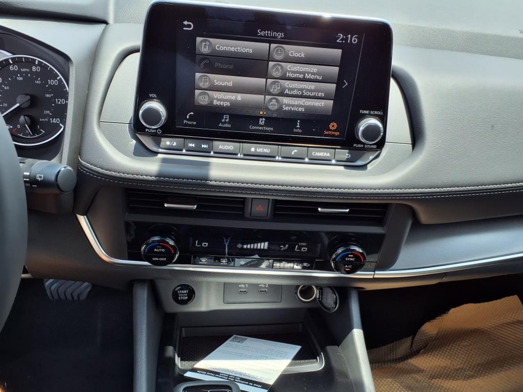 2026 Nissan Rogue SV - Photo 14
