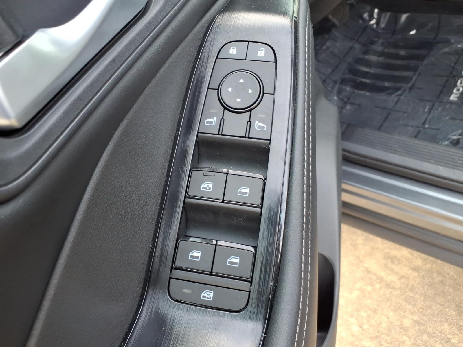 2026 Nissan Rogue SV - Photo 20