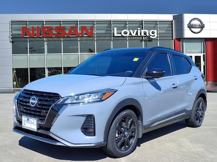 2023 Nissan Kicks SR SUV