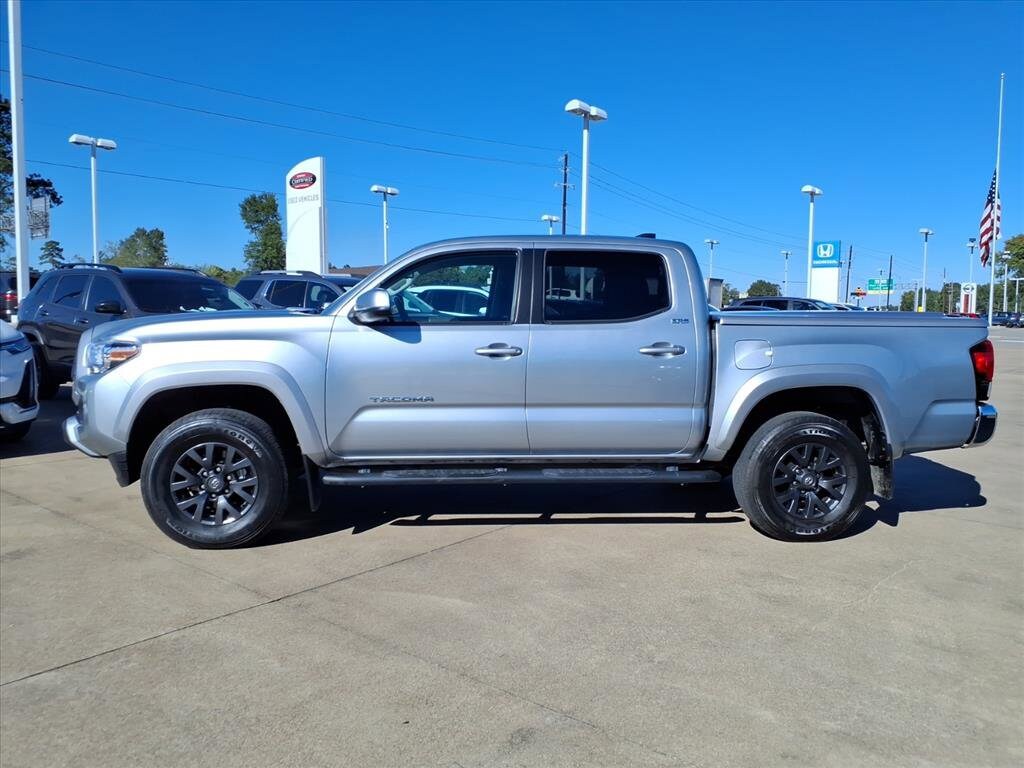 2023 Toyota Tacoma SR5 V6 photo 2