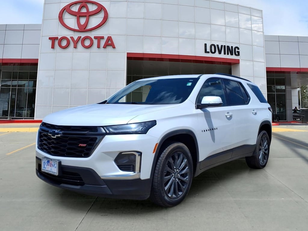 Used 2023 Chevrolet Traverse RS SUV