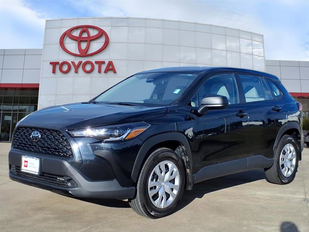 2024 Toyota Corolla Cross L's photo
