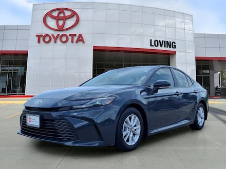 2025 Toyota Camry LE Sedan