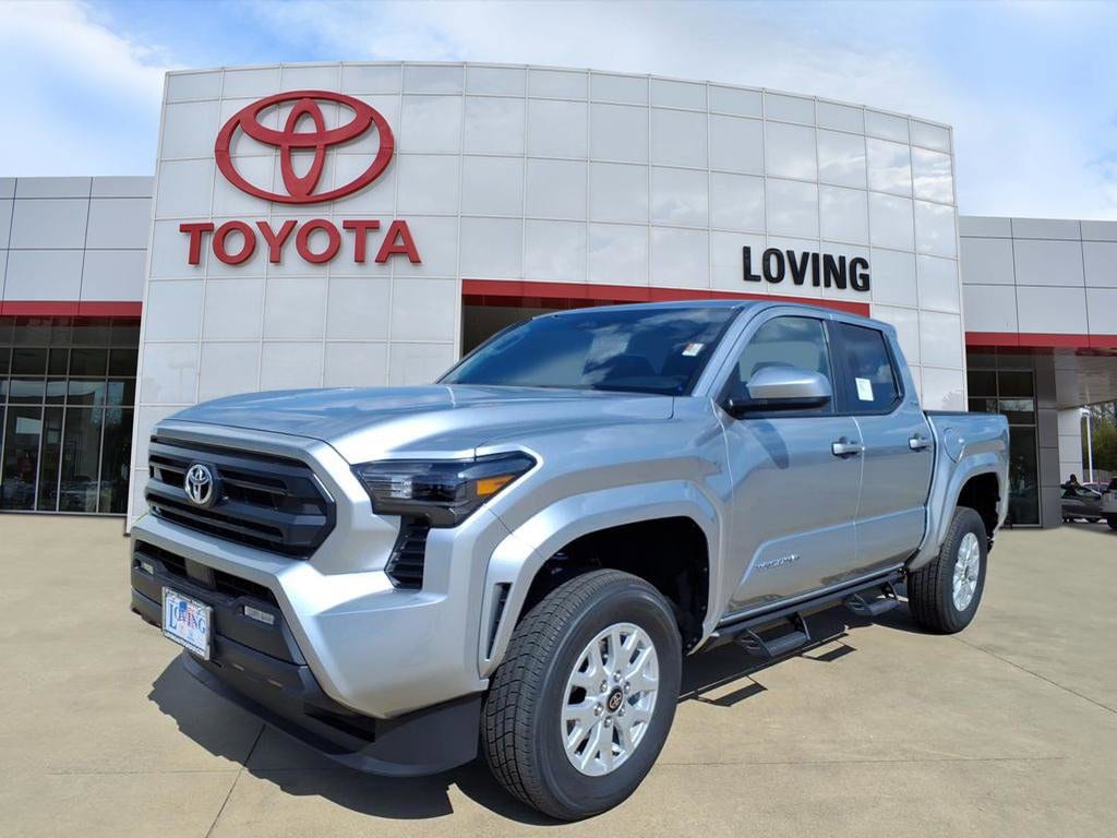 2025 Toyota Tacoma SR5's photo