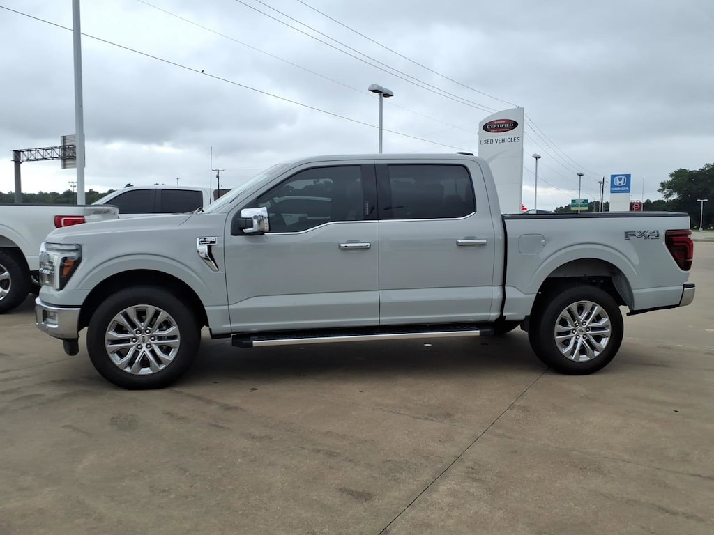 Used 2024 Ford F-150 LARIAT Truck SuperCrew Cab