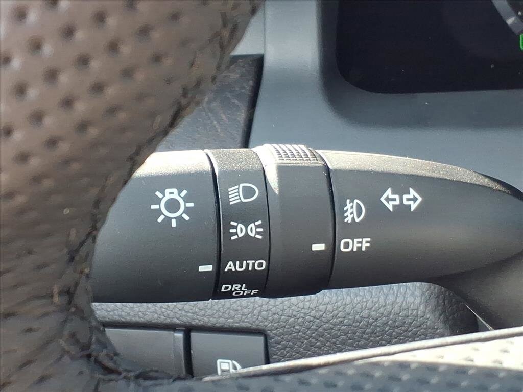 2026 Toyota Tacoma Limited - Photo 27