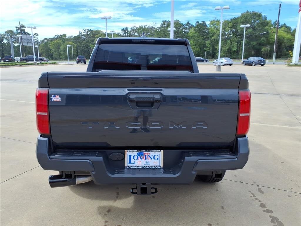 2025 Toyota Tacoma SR5 Double Cab photo 3