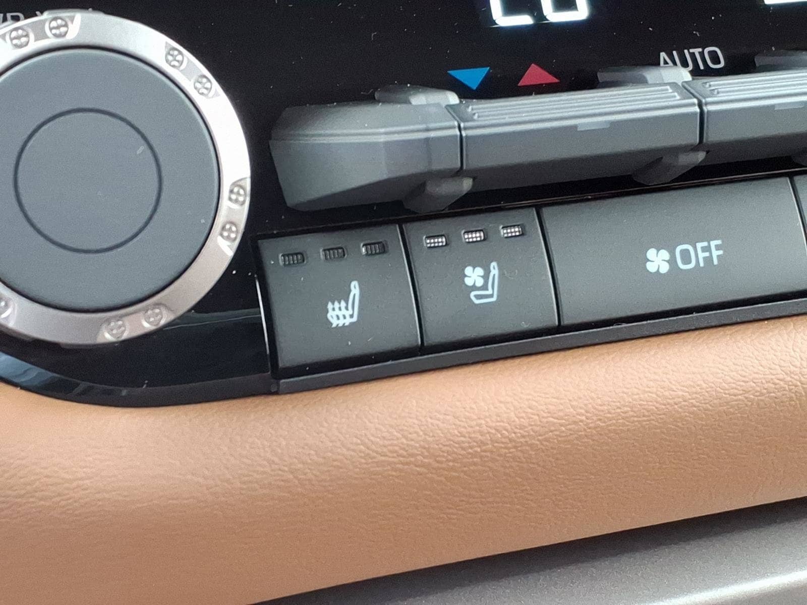 2026 Toyota Tundra 1794 Edition - Photo 10