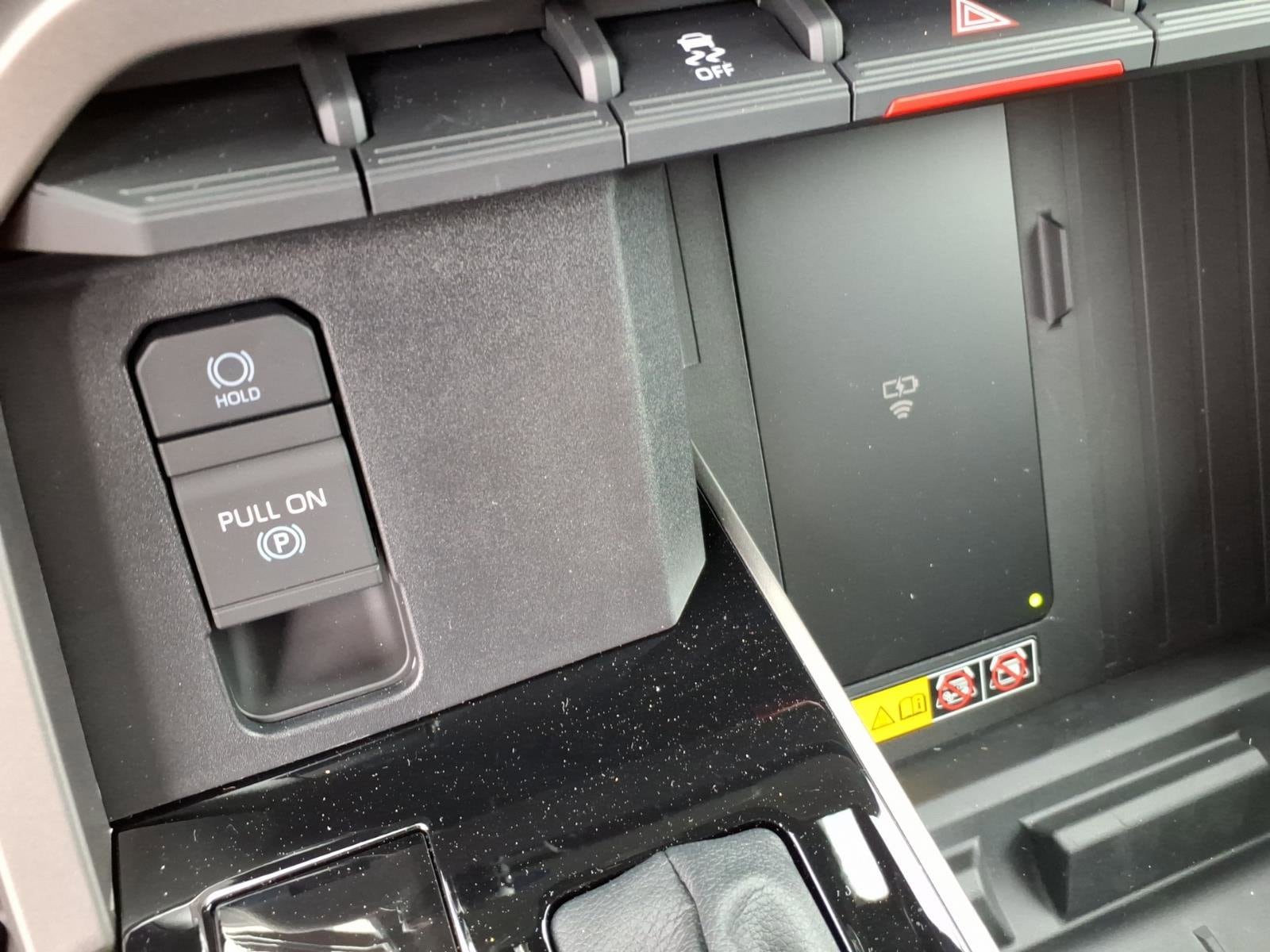 2026 Toyota Tundra Limited - Photo 11