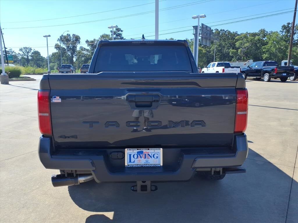 2025 Toyota Tacoma TRD Sport 4x4 Double Cab photo 3