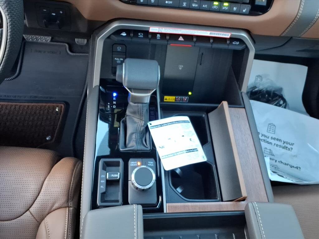 2026 Toyota Tundra 1794 Edition - Photo 16
