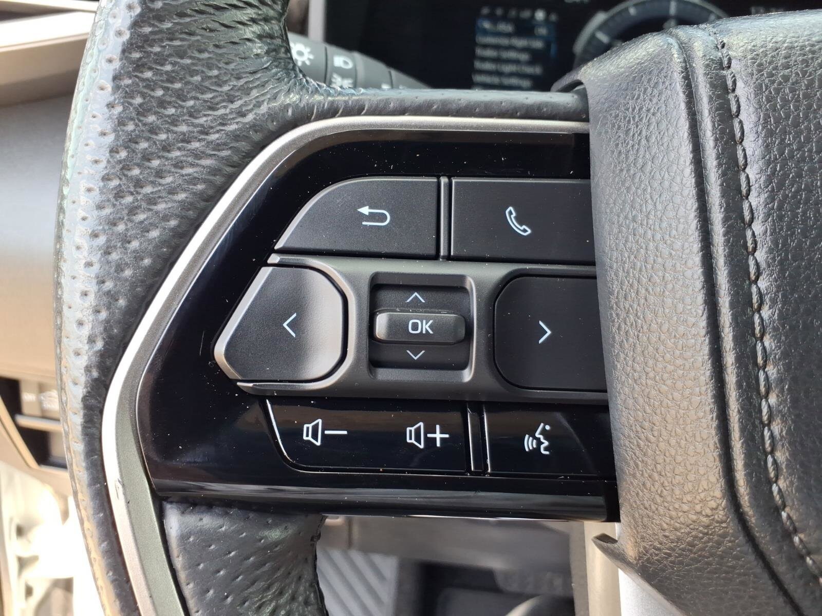 2024 Toyota Tundra Limited - Photo 25