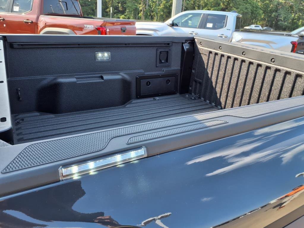 2025 Toyota Tacoma TRD Off Road - Photo 19