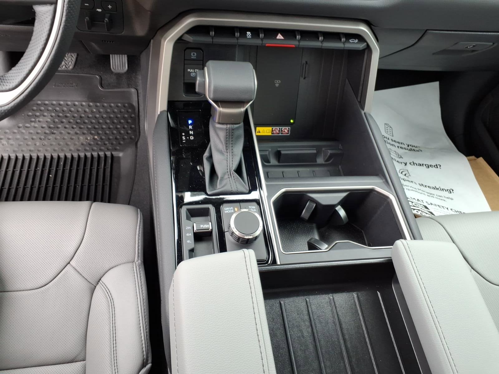 2026 Toyota Tundra Limited - Photo 16