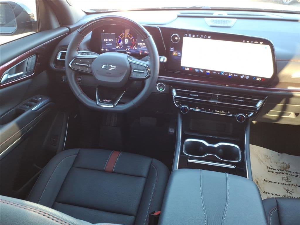 Used 2024 Chevrolet Traverse FWD RS SUV