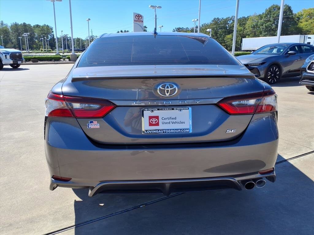 2023 Toyota Camry SE photo 3