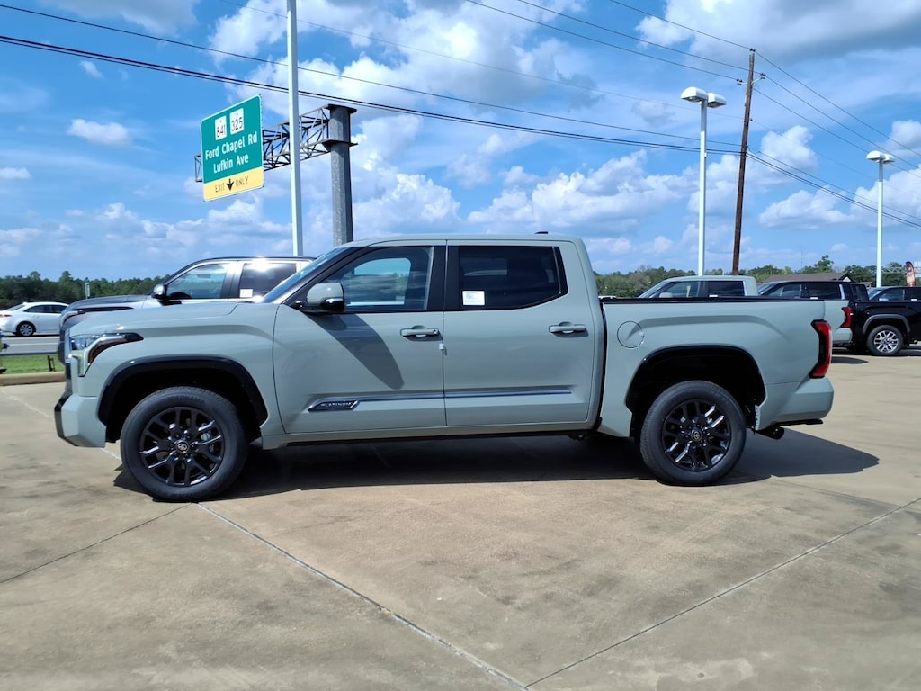 New 2026 Toyota Tundra Platinum PLATINUM CREWMAX 5.5