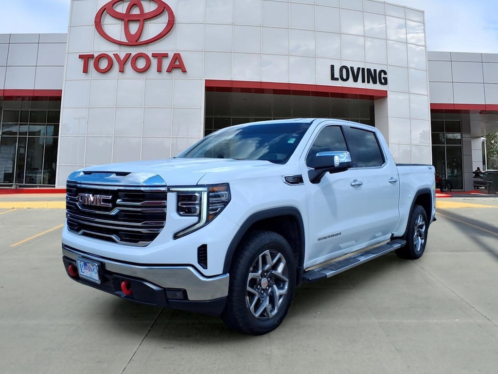 Used 2024 GMC Sierra 1500 SLT Truck Crew Cab