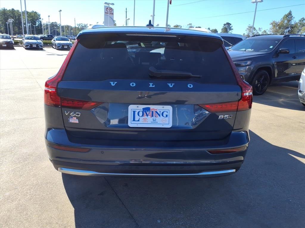 Used 2023 Volvo V60 Cross Country PLUS Wagon
