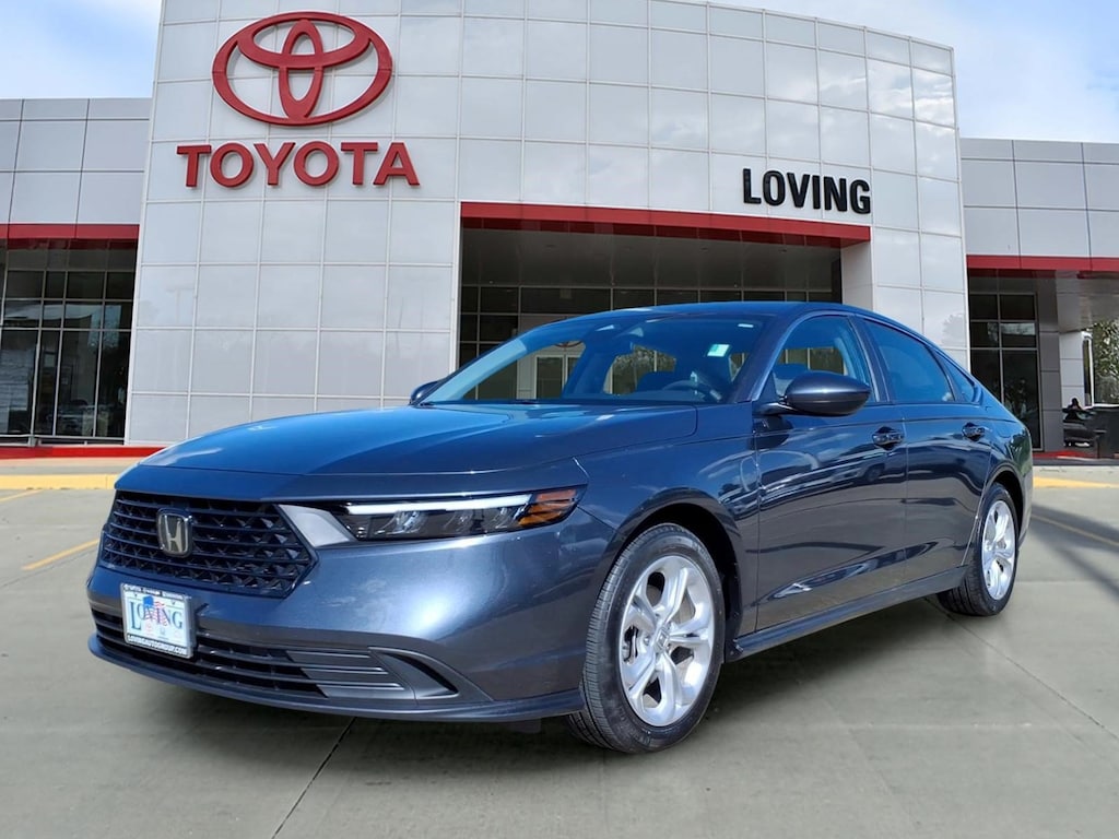 Used 2025 Honda Accord LX Sedan