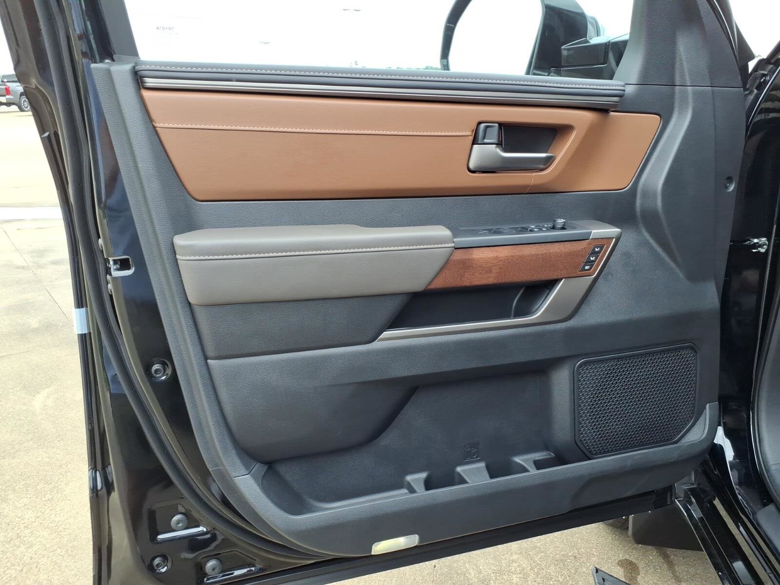 2026 Toyota Tundra 1794 Edition - Photo 22