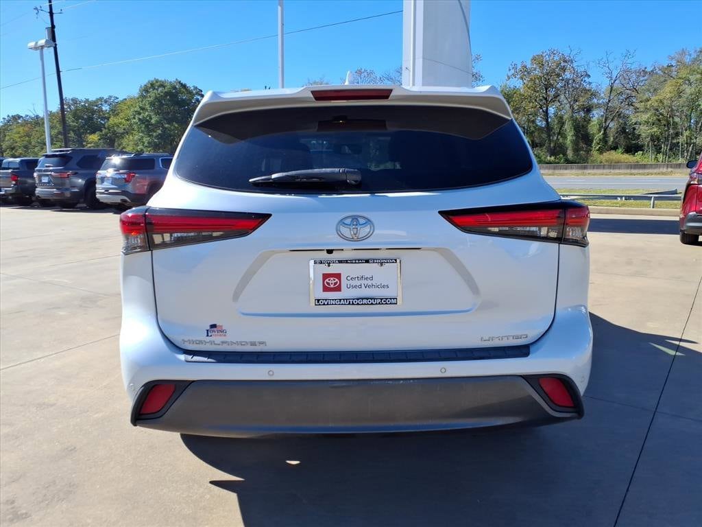 Certified 2022 Toyota Highlander LIMITED SUV