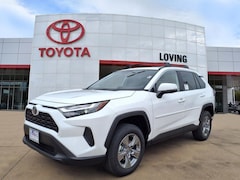 2025 Toyota RAV4 XLE XLE FWD SUV