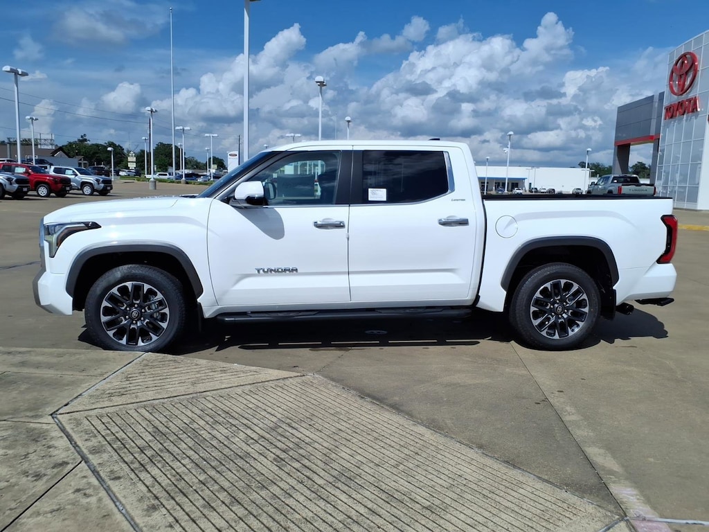 New 2026 Toyota Tundra Limited LIMITED CREWMAX 5.5