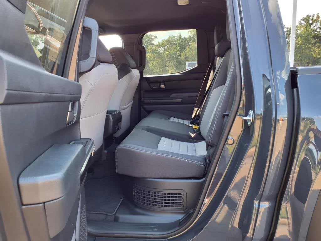 2025 Toyota Tacoma TRD Off Road - Photo 18