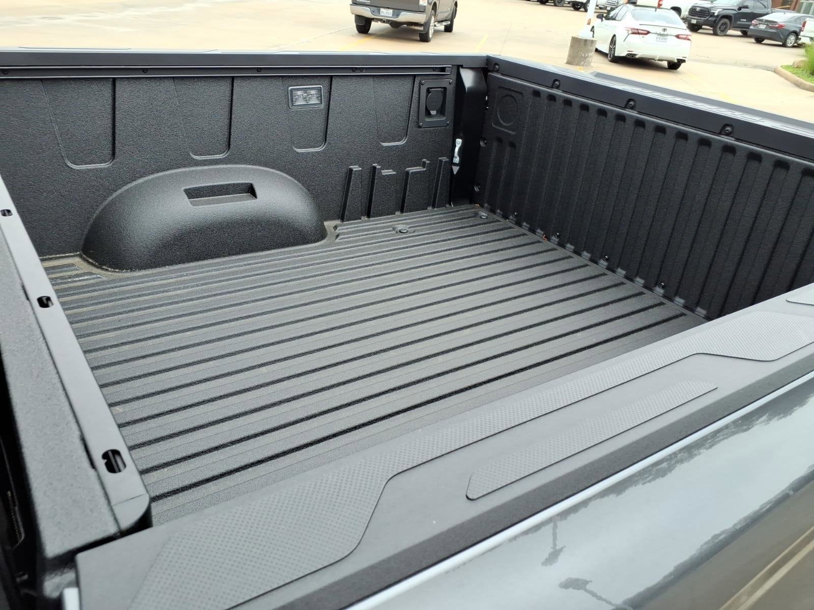 2026 Toyota Tundra Limited - Photo 18