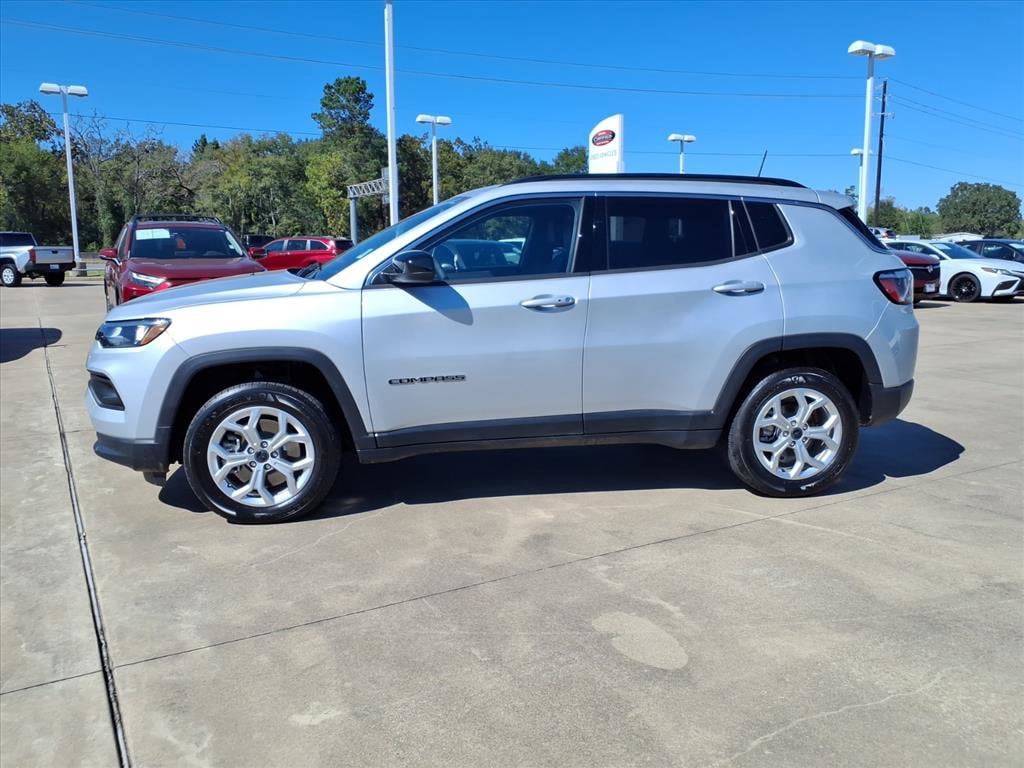 Used 2025 Jeep Compass LATITUDE SUV