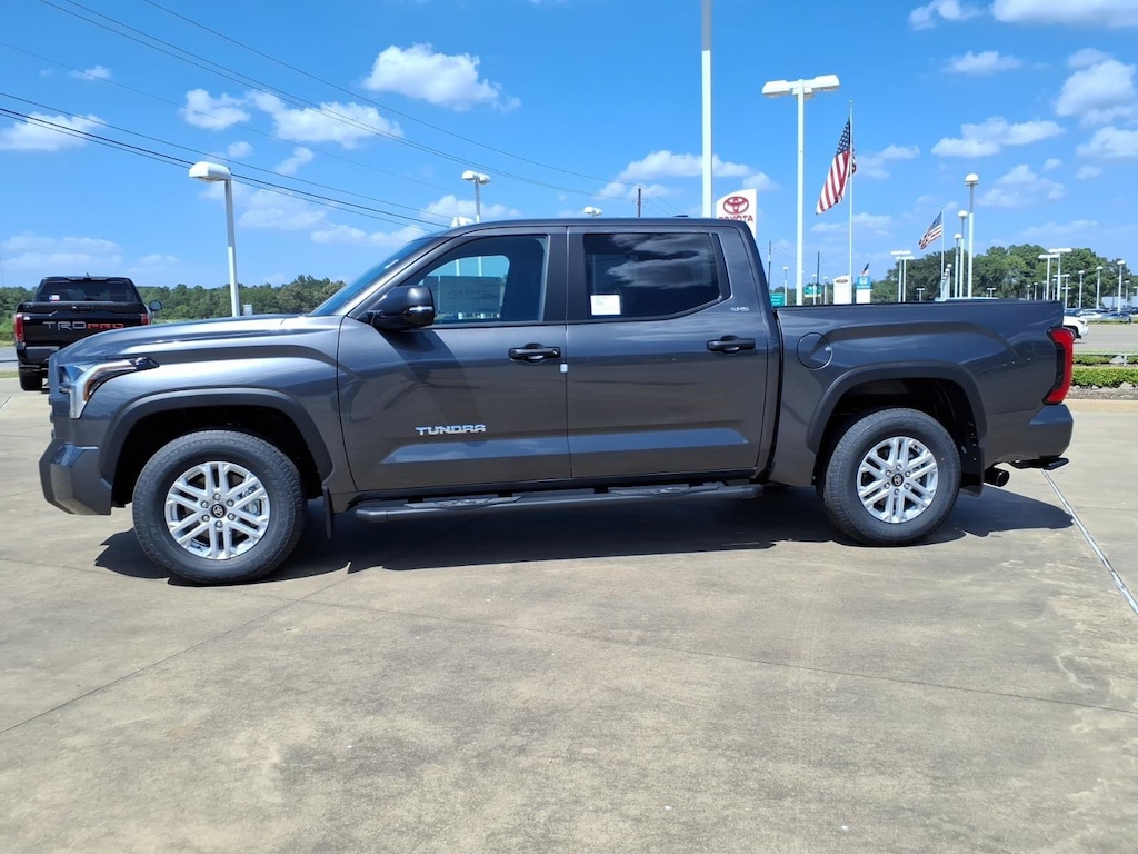 New 2026 Toyota Tundra SR5 SR5 CREWMAX 5.5