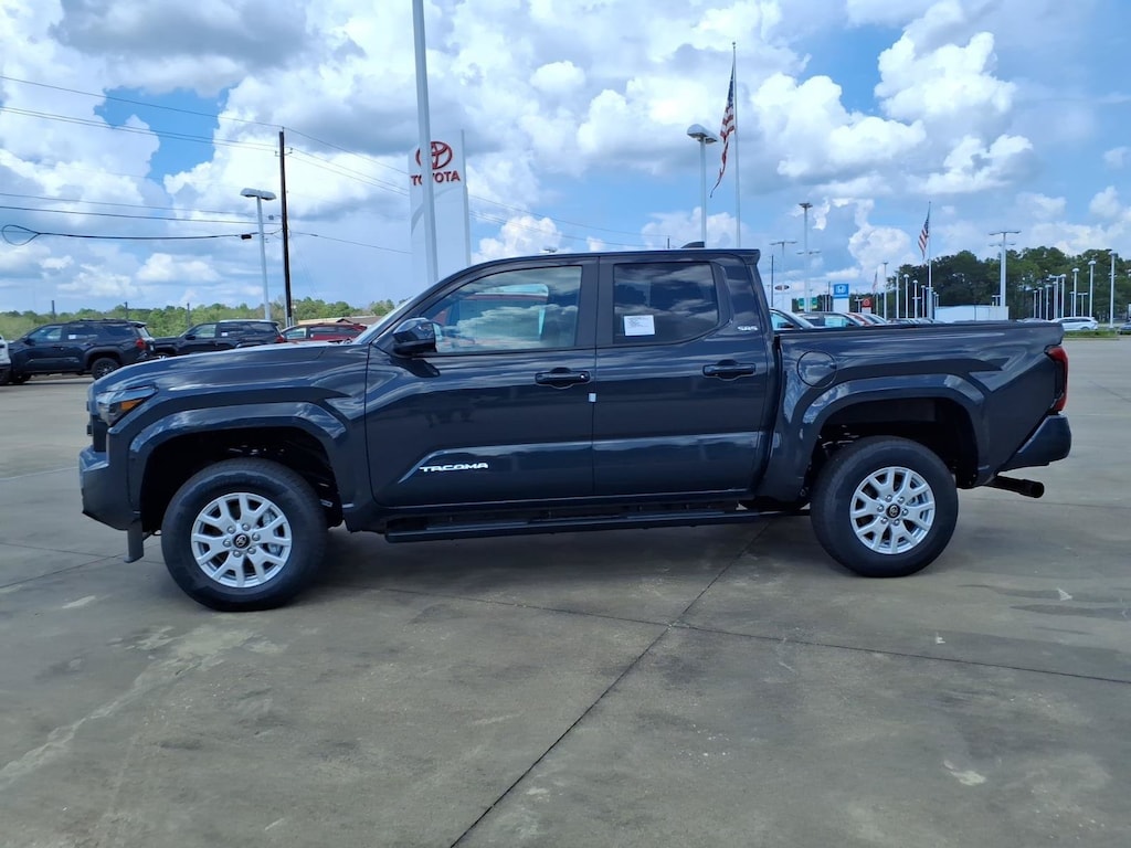 New 2026 Toyota Tacoma SR5 4X2 DOUBLE CAB