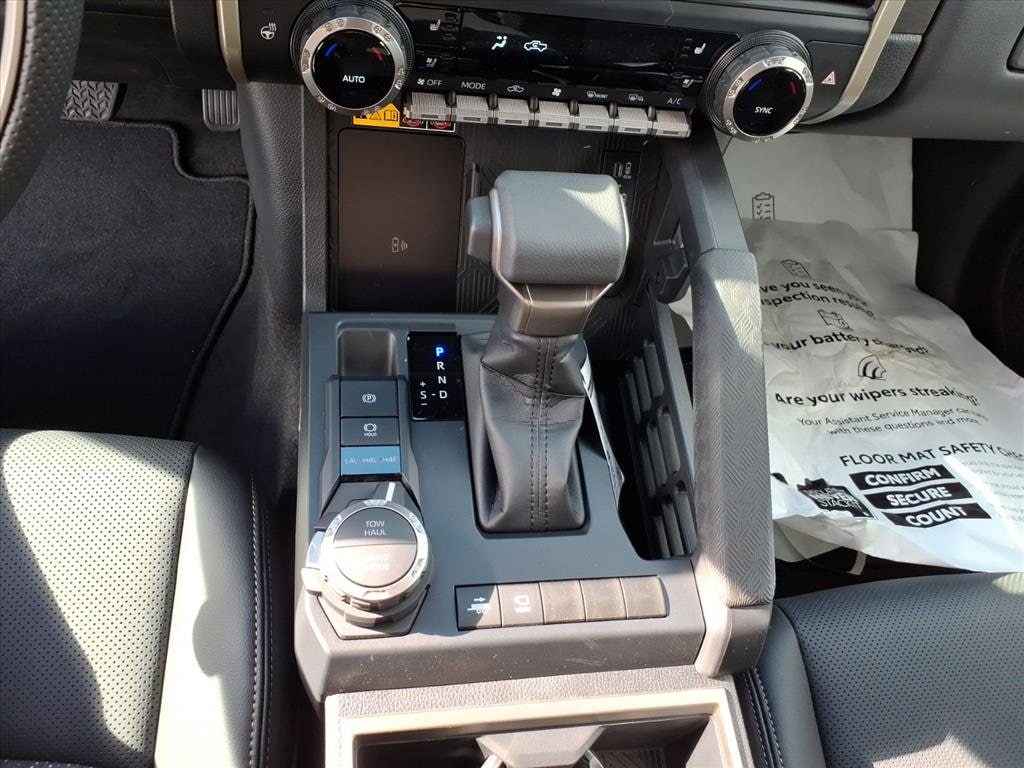 2026 Toyota Tacoma Limited - Photo 17