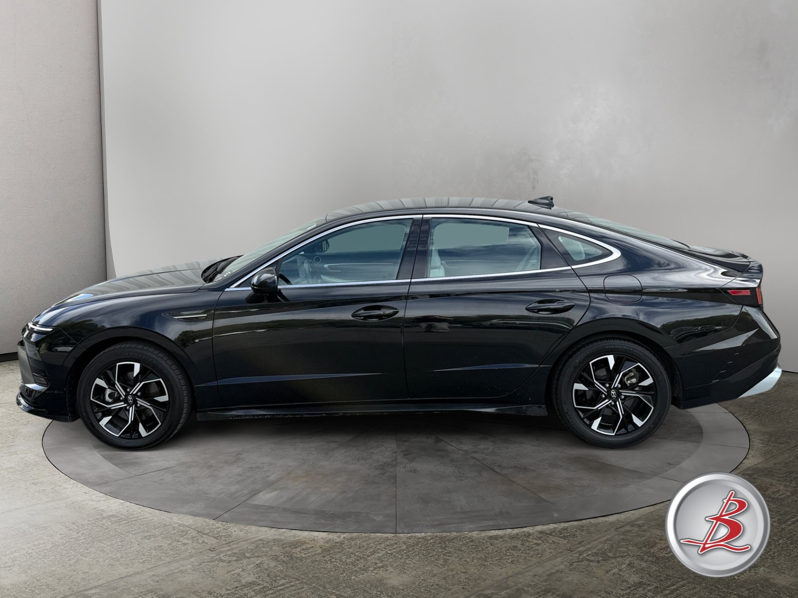 Used 2025 Hyundai Sonata SEL Sedan