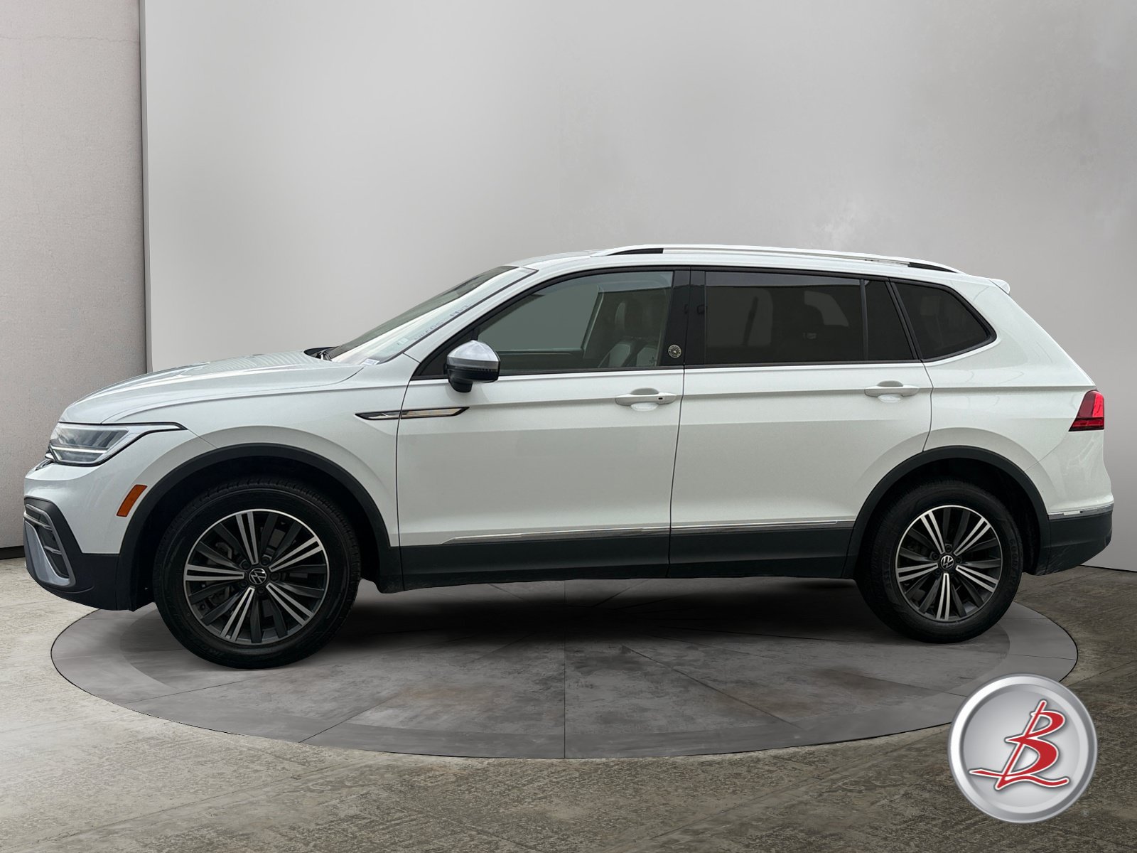 Used 2024 Volkswagen Tiguan 2.0T Wolfsburg Edition SUV