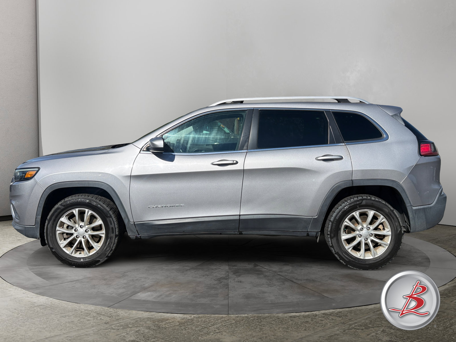 Used 2019 Jeep Cherokee Latitude 4x4 SUV