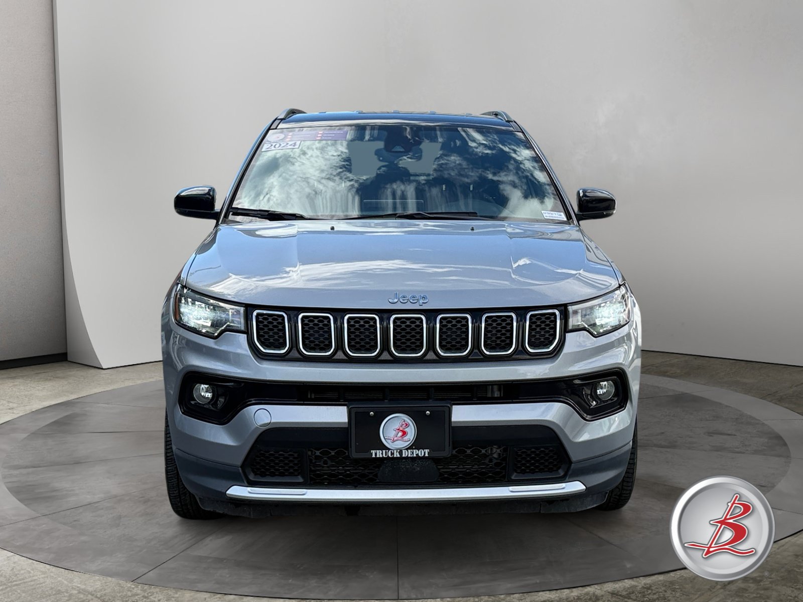Used 2024 Jeep Compass Limited SUV