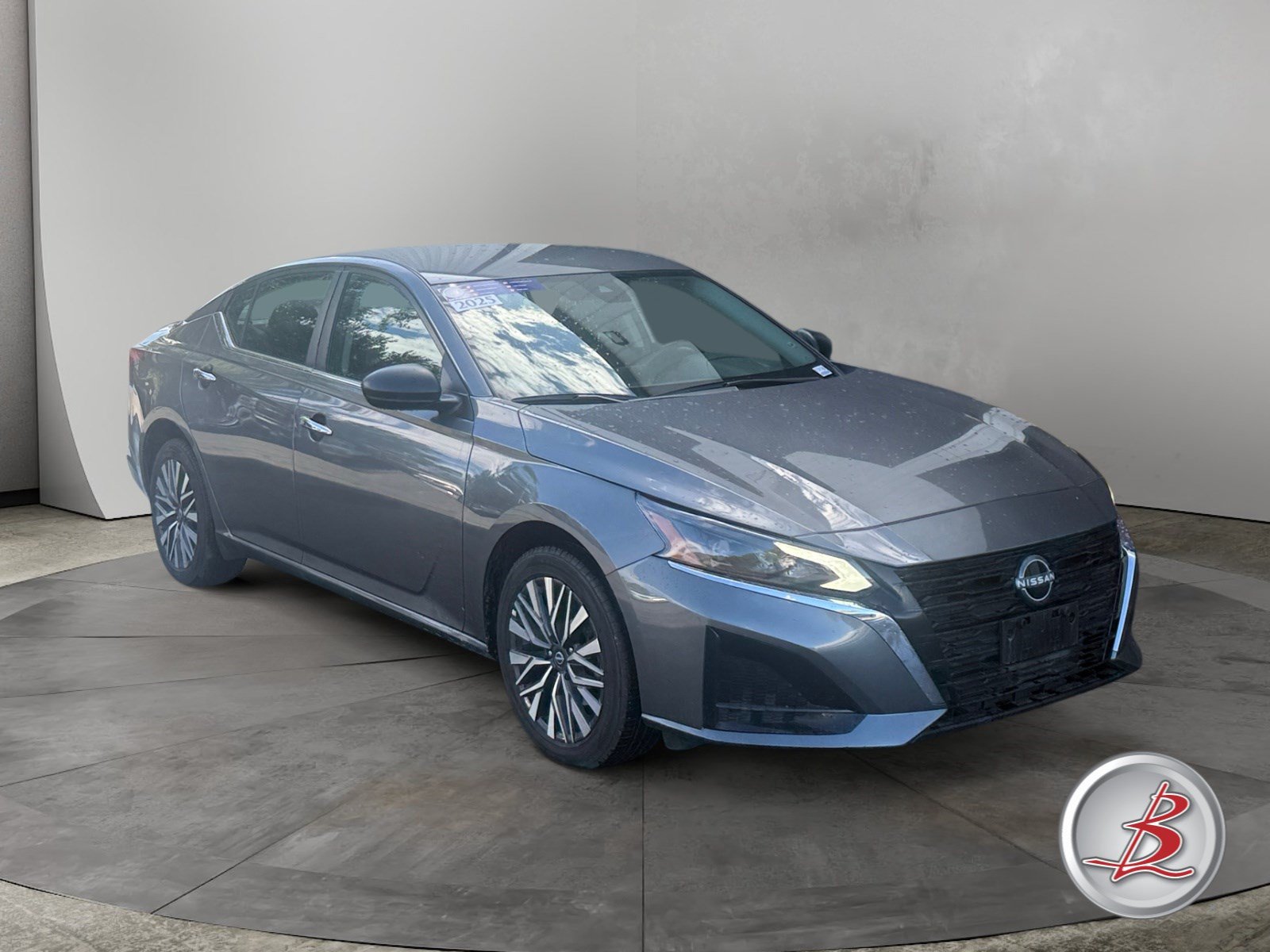 Used 2025 Nissan Altima SV Sedan
