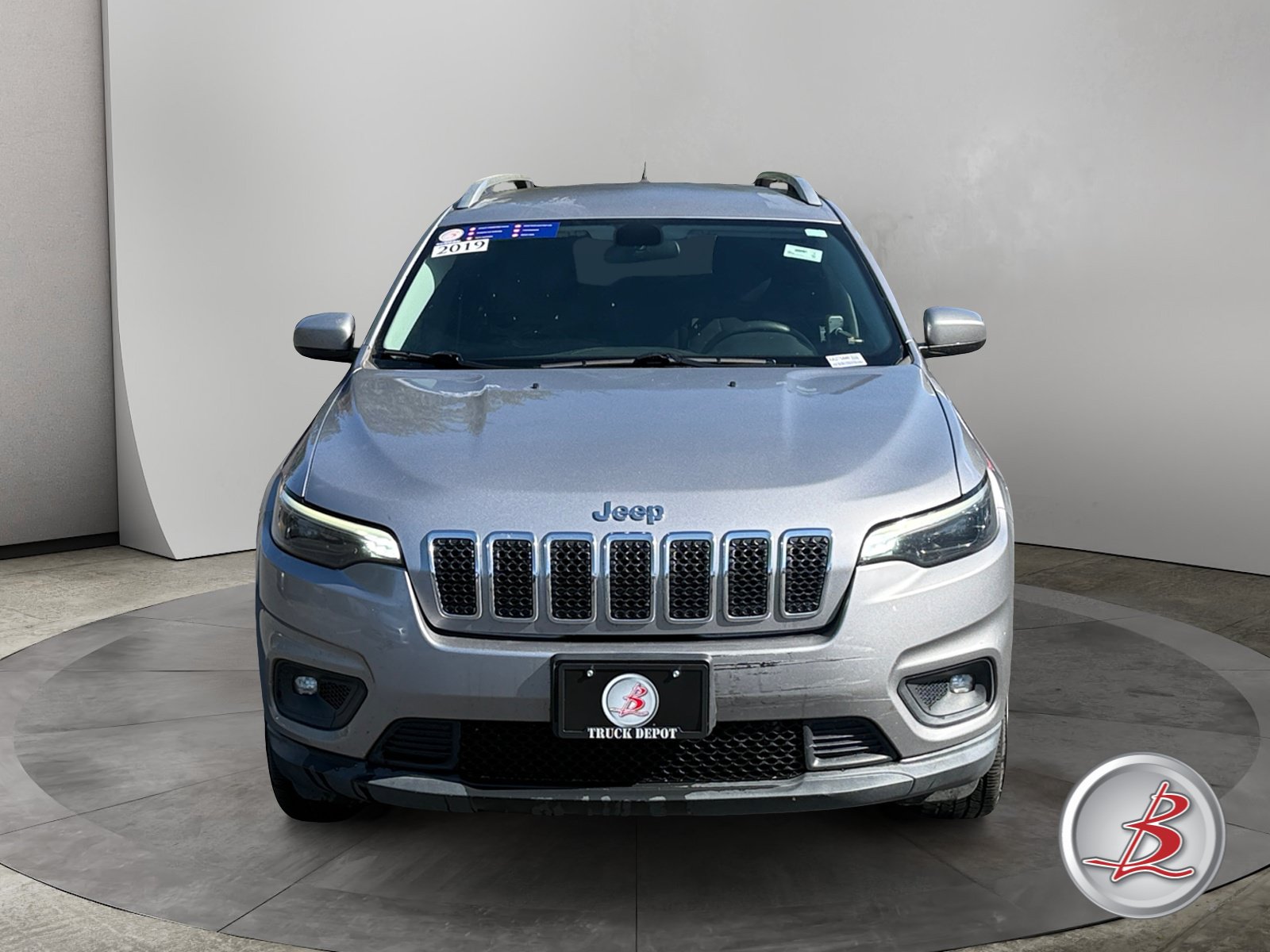 Used 2019 Jeep Cherokee Latitude 4x4 SUV