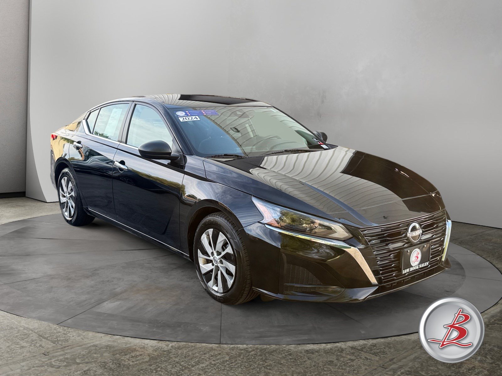 Used 2024 Nissan Altima 2.5 S Sedan