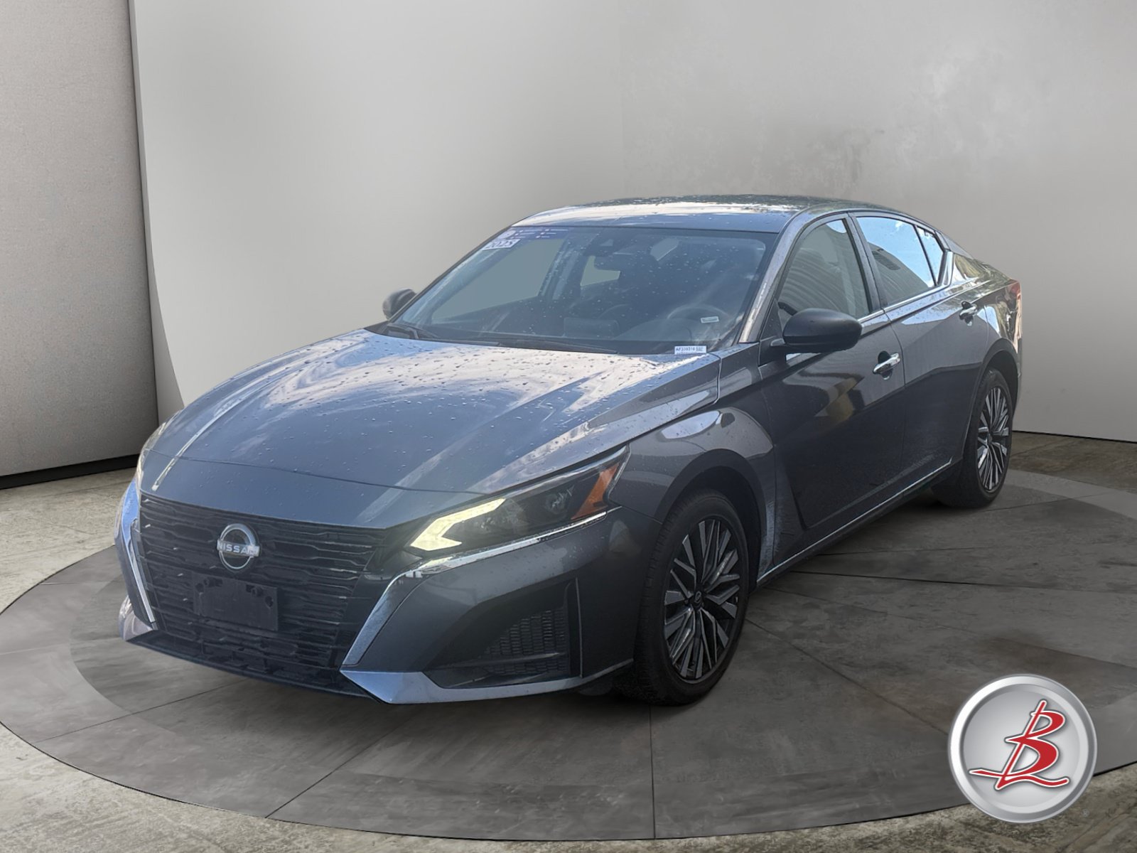 Used 2025 Nissan Altima SV Sedan