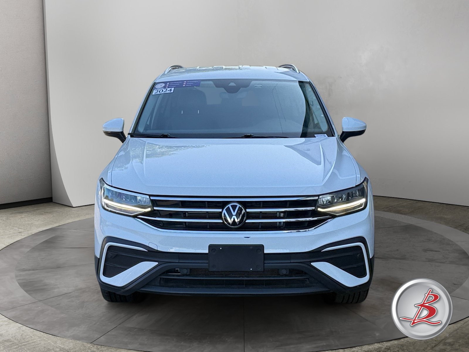 Used 2024 Volkswagen Tiguan 2.0T SE SUV