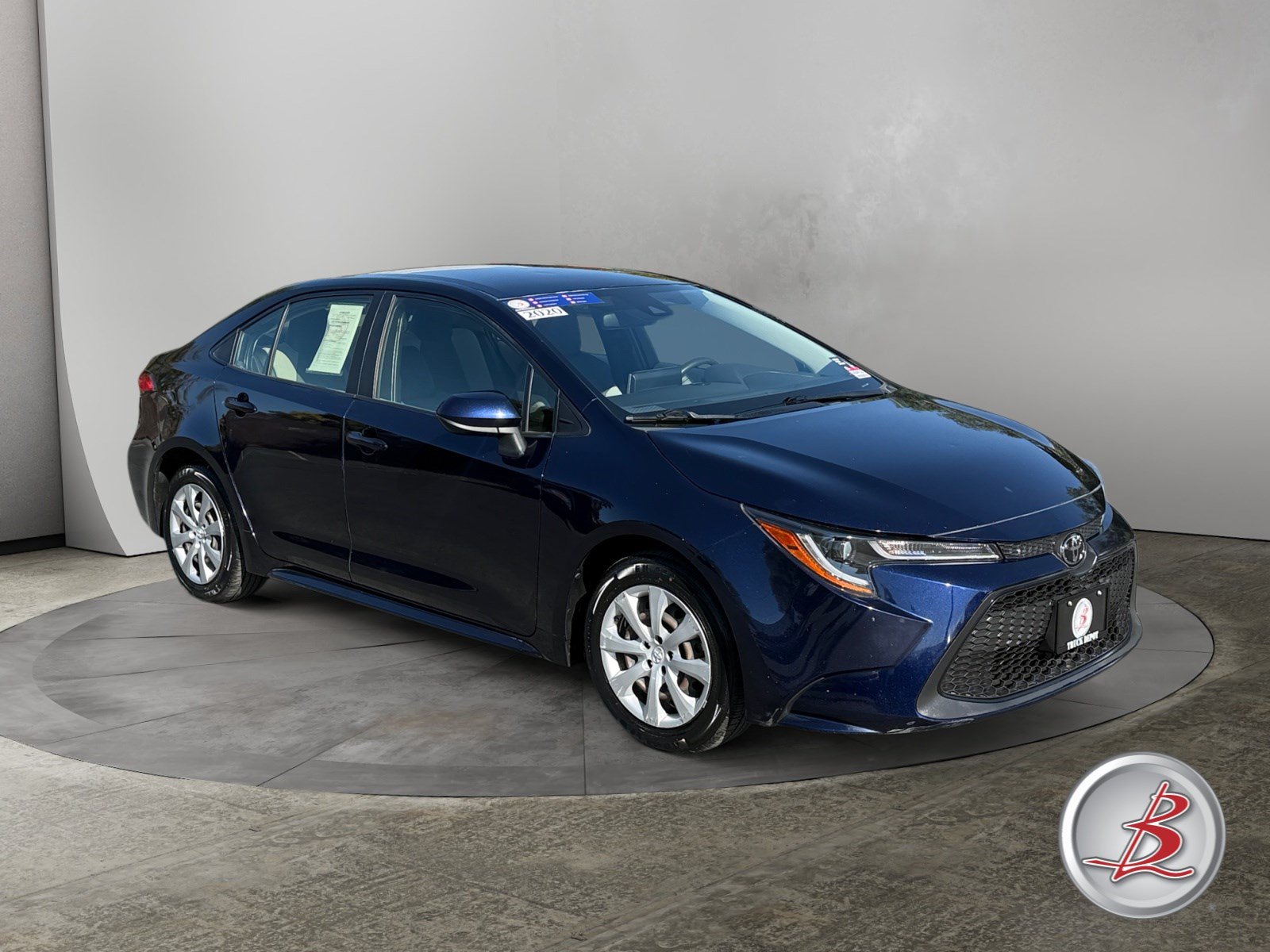 Used 2020 Toyota Corolla LE Sedan