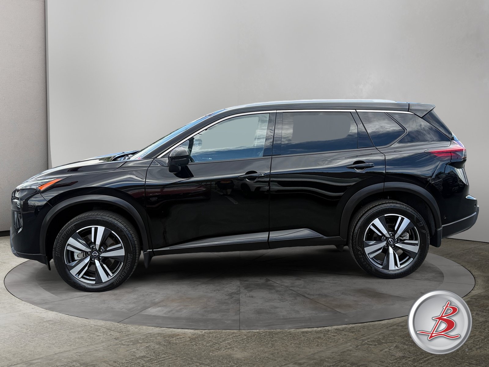 Used 2025 Nissan Rogue SL SUV